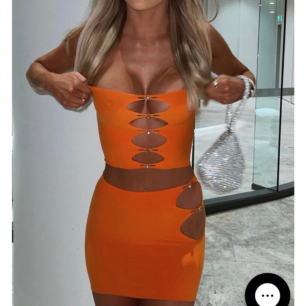 White fox triggered orange 2 piece set